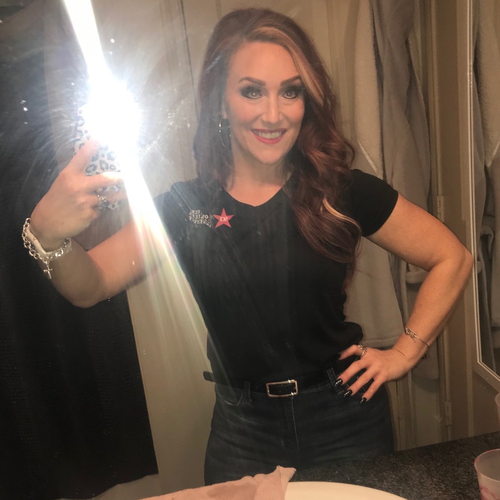 Meet your Posher, Nikki